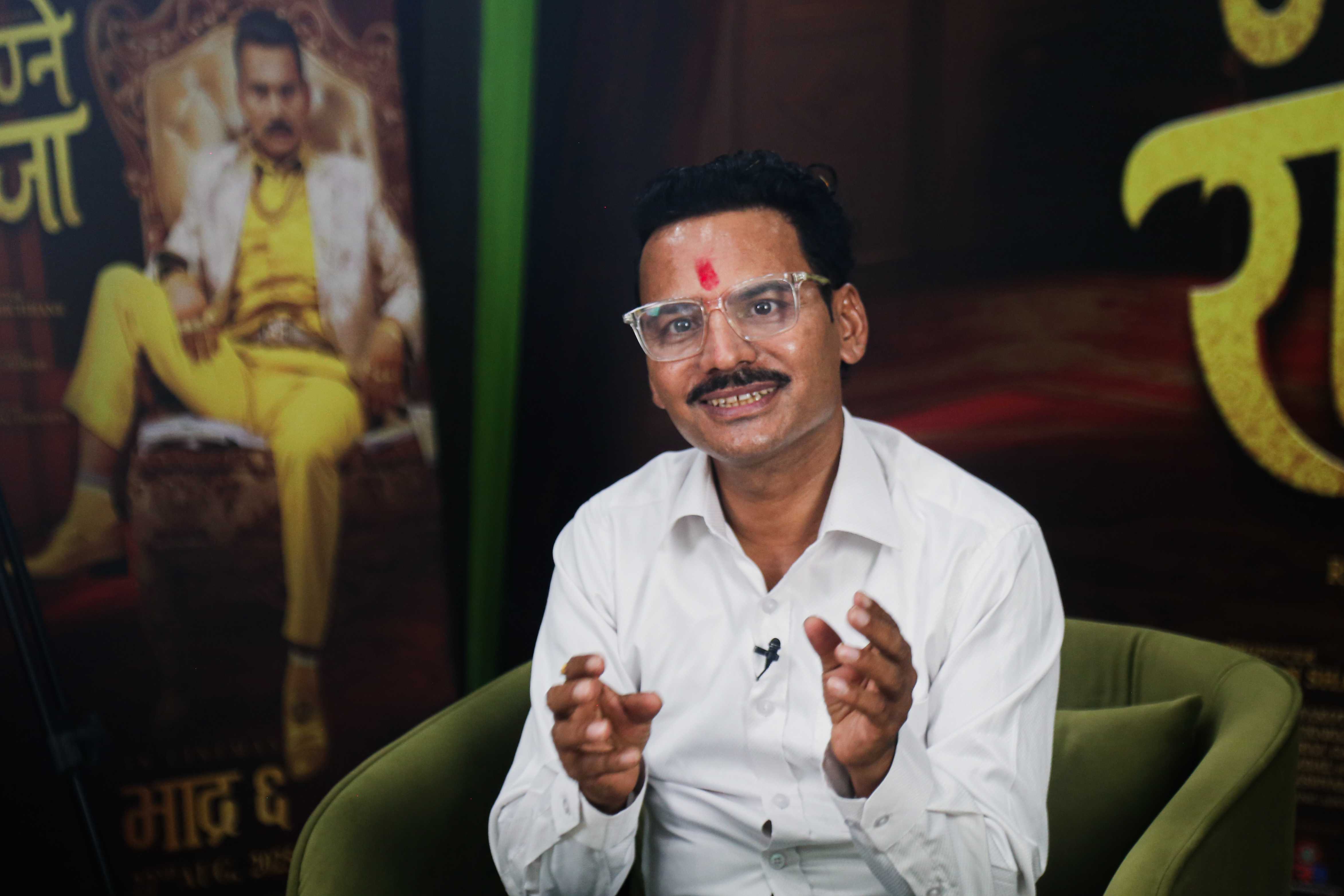 ‘साइलेन्ट कमेडी’ चलचित्रमा काम गर्ने इच्छा छ : कलाकार घिमिरे